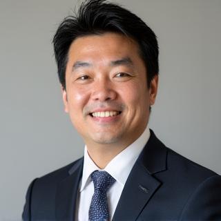代表取締役社長 鈴木 太郎の肖像写真